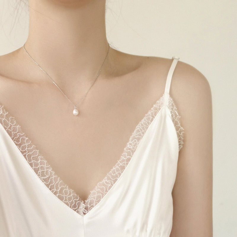 Bridal Pearl Drop Necklace